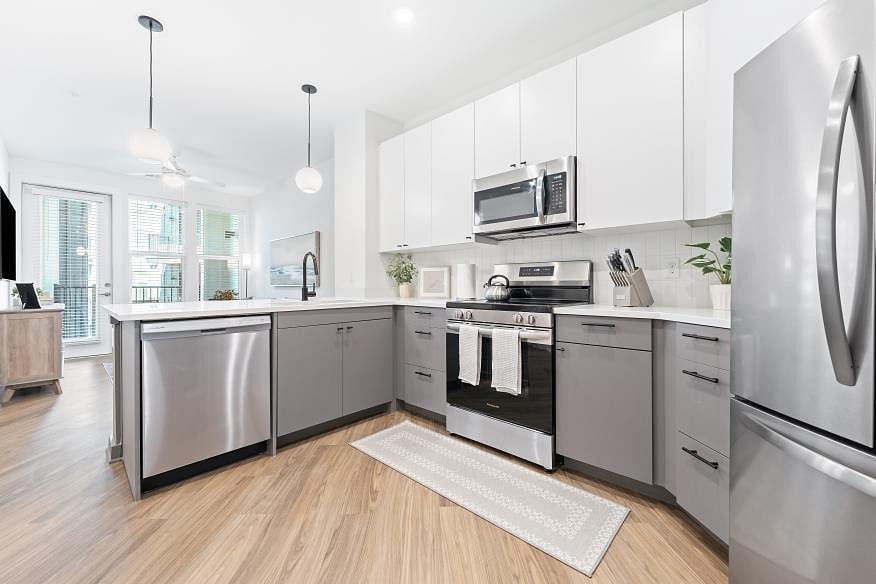 514776_3_60333853-full