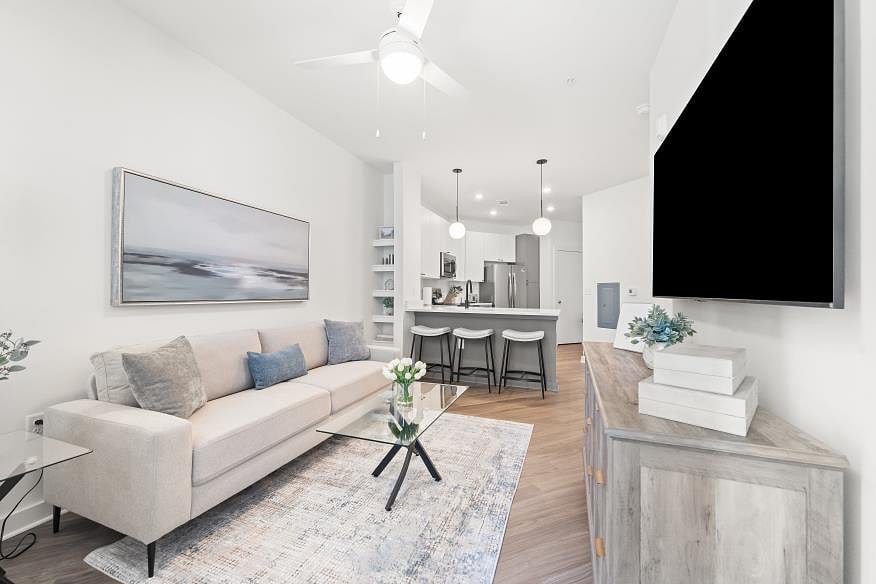 514776_3_60333854-full