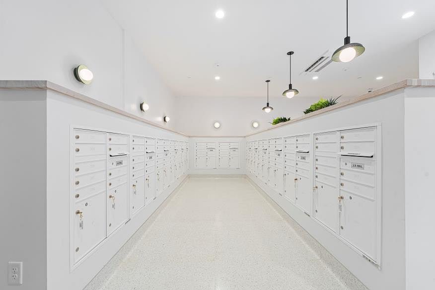 514776_3_60333877-full